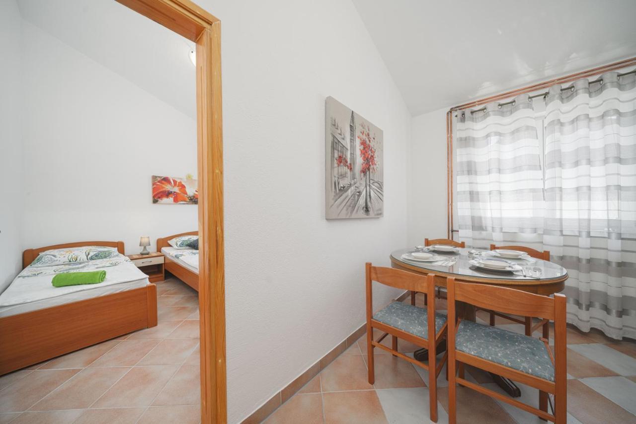 Apartments Markunović Vodice Buitenkant foto